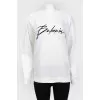 Men's sweatshirt with a black logo with a tag