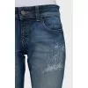 Джинси slim fit з вишивкою на кишені