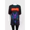 T -shirt with neon pattern and tag