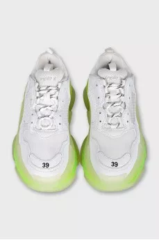 Текстильные белые кроссовки Triple S