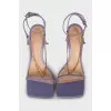 Leather sandals with chain