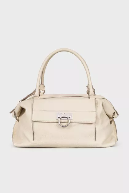 Leather bag with patch pocket