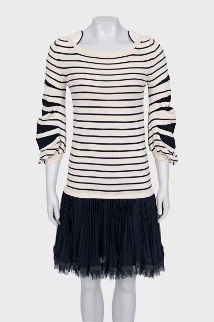 Striped dress with pleated sleeves