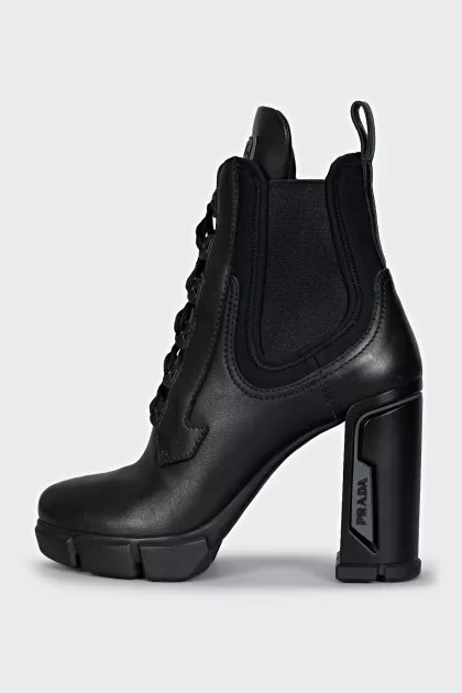 Leather boots with high heels