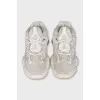 Кросівки білого кольору Yeezy 500