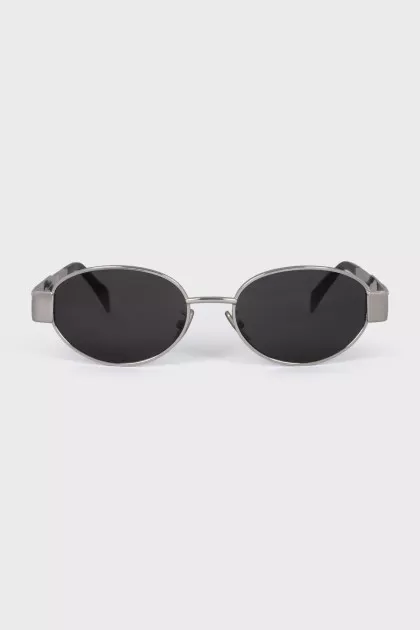 Silver frame sunglasses with logo