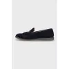 Men's suede shoes with embroidered logo