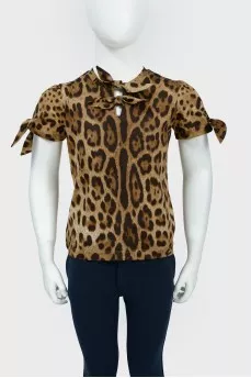 Children's T -shirt with bows with tag