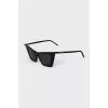Cat-eye sunglasses