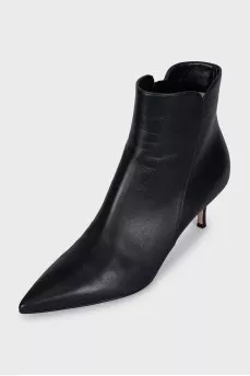 Leather kitten heel ankle boots