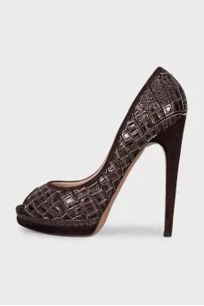 Brown open-toe shoes