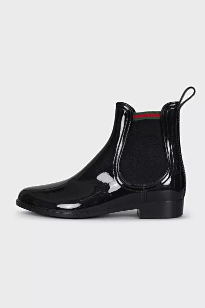 Rubber boots with elastic bands on the sides