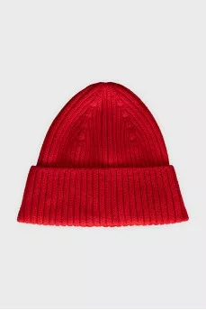 Red knitted hat