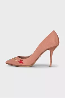 Textile pumps with embroidery