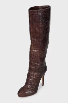 Brown leather boots with heels