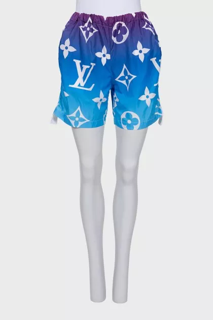 Shorts with a signature print and pocket