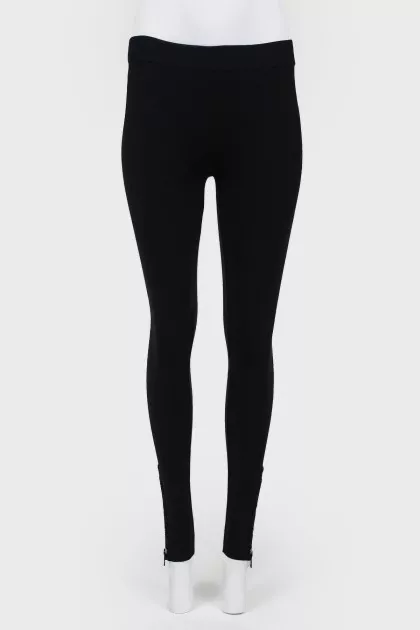 Leggings with lightning and buttons below