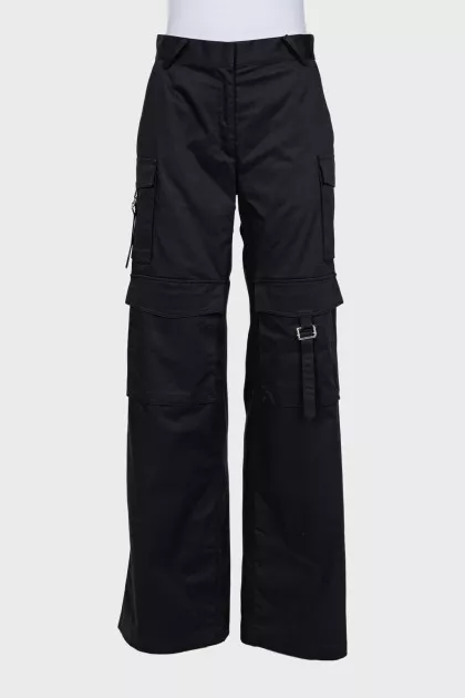 Wide black trousers with patch pockets