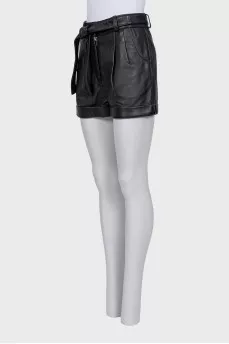 Шкіряні шорти з поясом