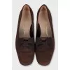 Brown shoes with a bow