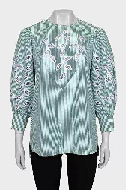 Loose striped blouse with perforations
