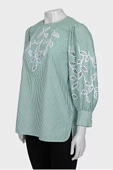 Loose striped blouse with perforations