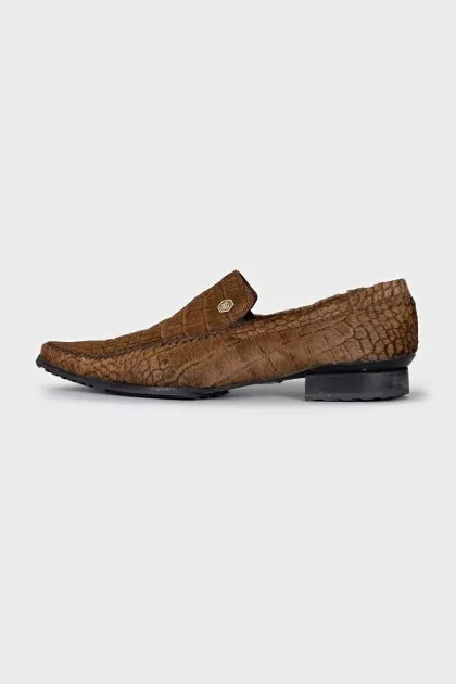 Men's shoes made of napped leather