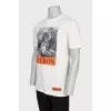 Men's printed t-shirt with tag