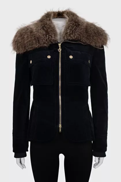 Fitted velvet jacket with a zipper