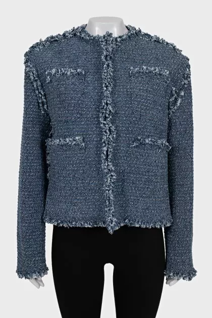 Loose-fitting jacket with hooks and tag