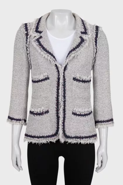Fitted jacket with pockets