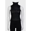 Knitted top with a collar