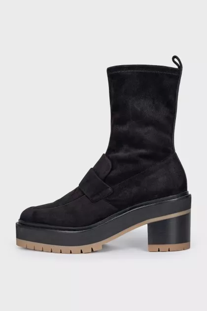 Brown suede heeled boots