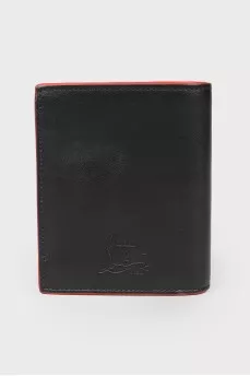 Leather wallet with spikes