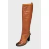 Gradient leather boots