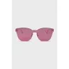 Pink sunglasses with mirror tint