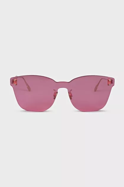 Pink sunglasses with mirror tint