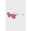 Pink sunglasses with mirror tint