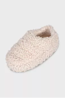 Fur shoes