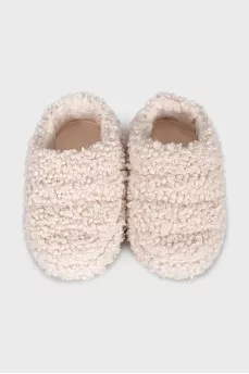 Fur shoes
