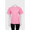 Pink T-shirt with brand logo