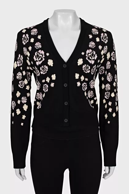 Tapered cardigan with buttons