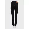 High-waisted jeans with embroidery