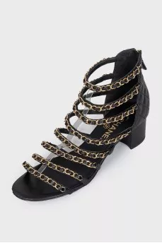 Leather sandals with chains