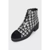 Boots with logo decorated with beads