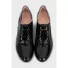 Patent leather lace-up shoes