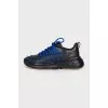 Men's sneakers with contrasting laces