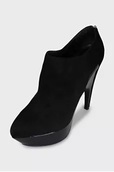 Suede ankle boots with heels and a back zip