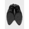 Leather ankle boots with laces