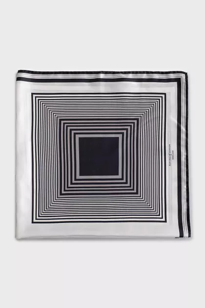 Black and white geometric print scarf
